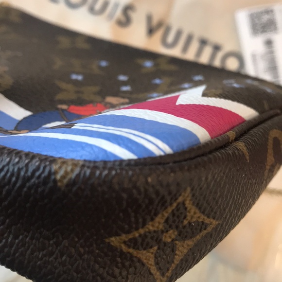 Louis Vuitton Mini Pochette 2018 Holiday Collection - Picture 7 of 11